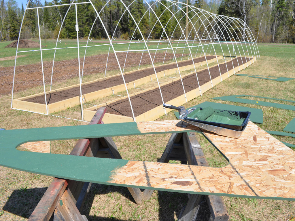 Modular Rebar GreenHouse - end walls painting